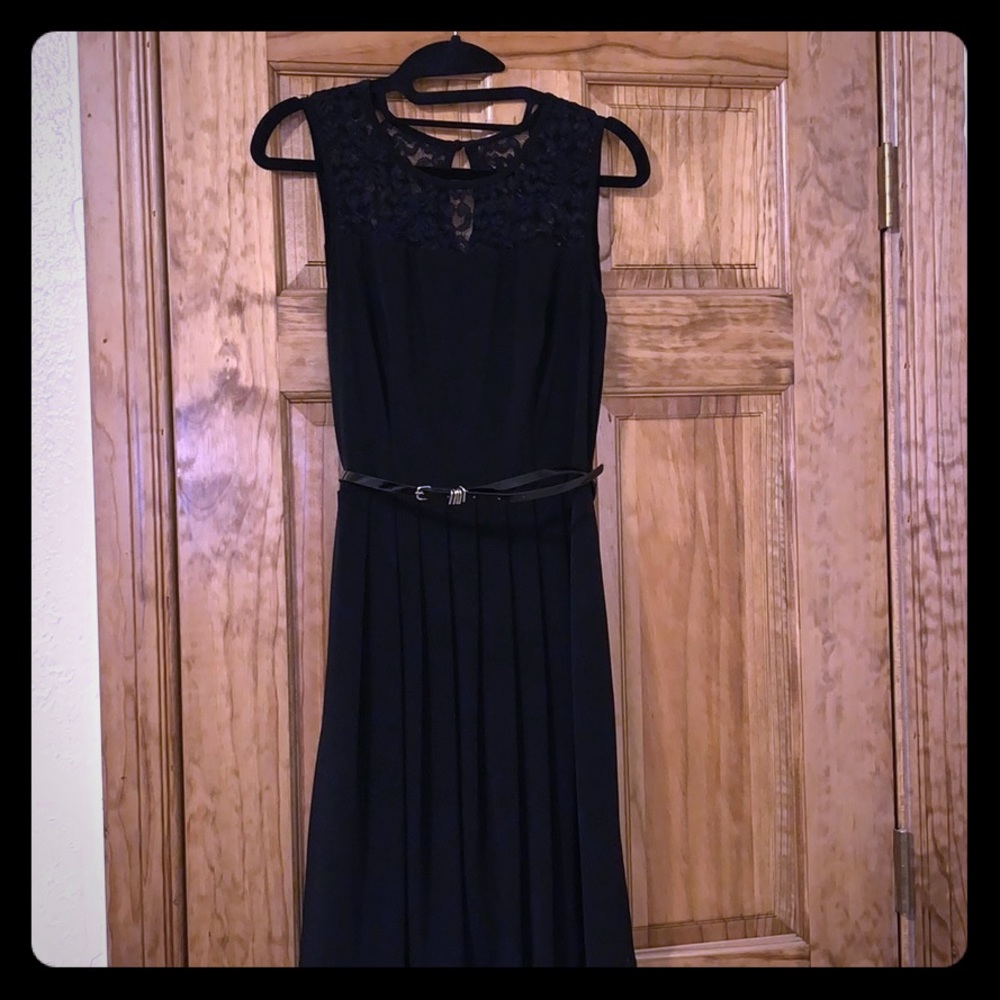 Black lace dress